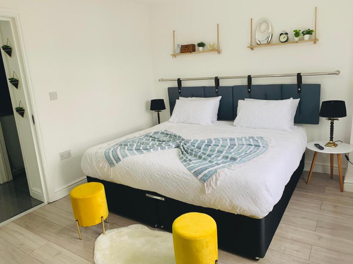 Modern & Cosy 2-Bed Apartment Near Nec, Airport & Jlr! เบอร์มิงแฮม ภายนอก รูปภาพ