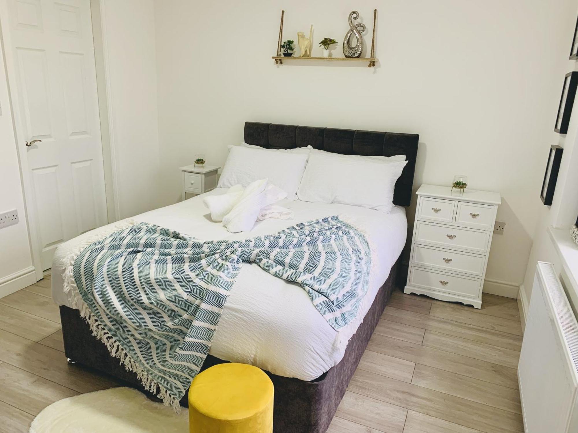 Modern & Cosy 2-Bed Apartment Near Nec, Airport & Jlr! เบอร์มิงแฮม ห้อง รูปภาพ